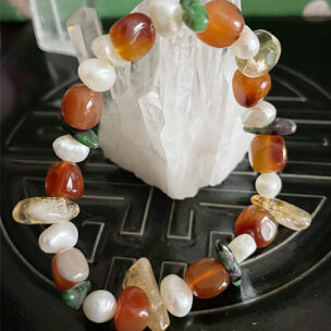 大人の天然石ブレスレット